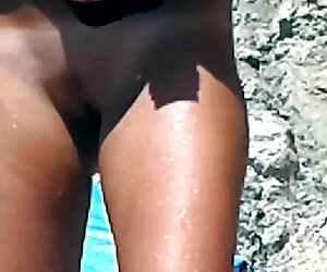 3 sıcak sex porno türbanlı karım için